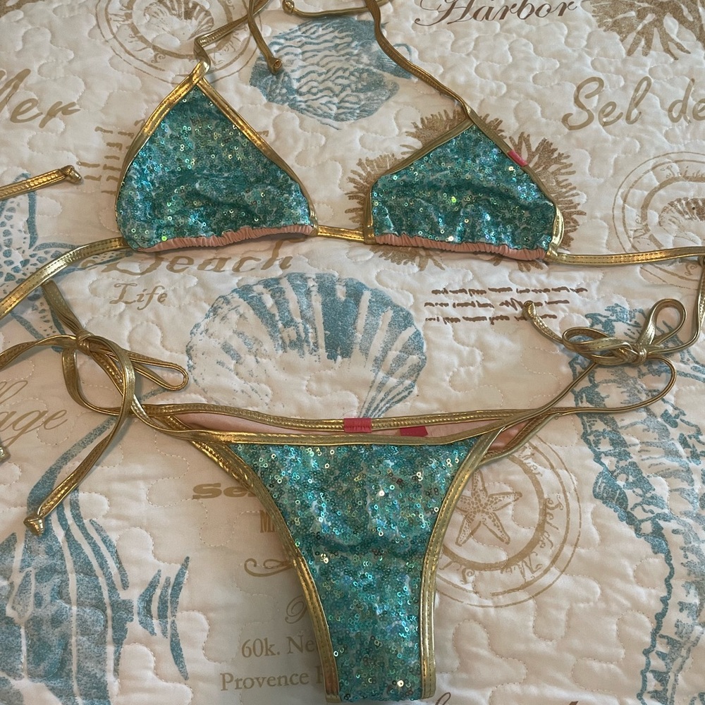 Doll & co swimsuit bikini new